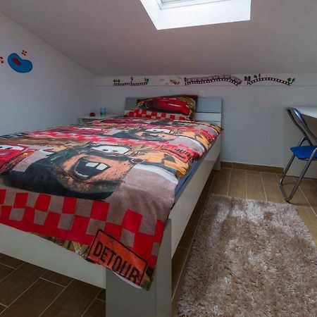 Holiday Home In Grizane 39285 מראה חיצוני תמונה