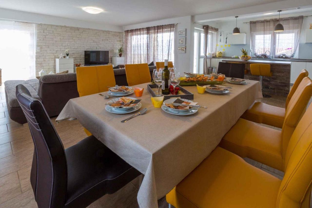 Holiday Home In Grizane 39285 מראה חיצוני תמונה