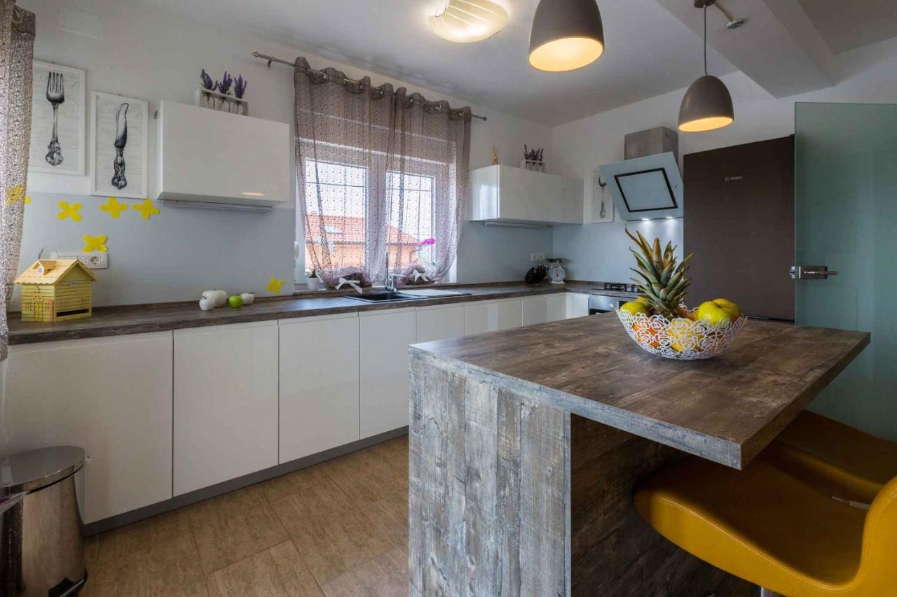 Holiday Home In Grizane 39285 מראה חיצוני תמונה