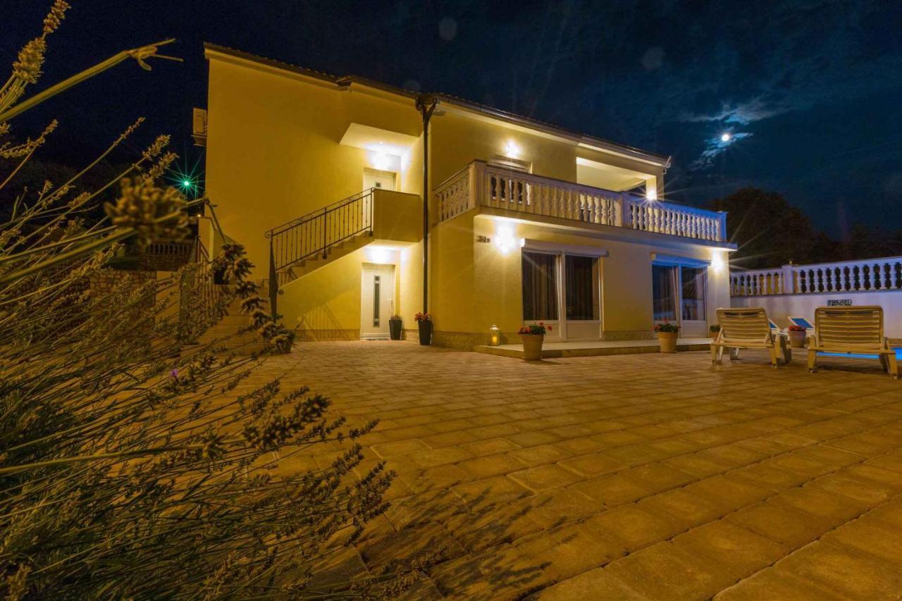Holiday Home In Grizane 39285 מראה חיצוני תמונה