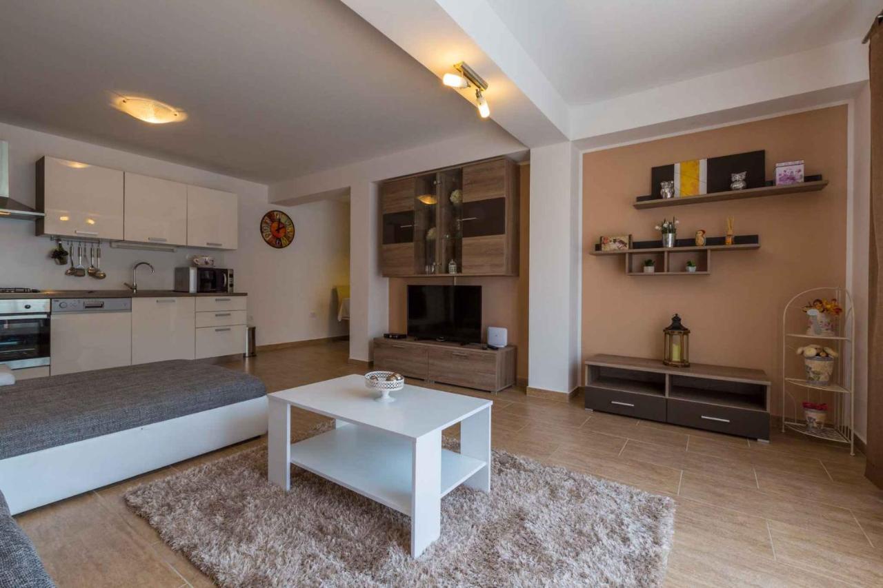 Holiday Home In Grizane 39285 מראה חיצוני תמונה